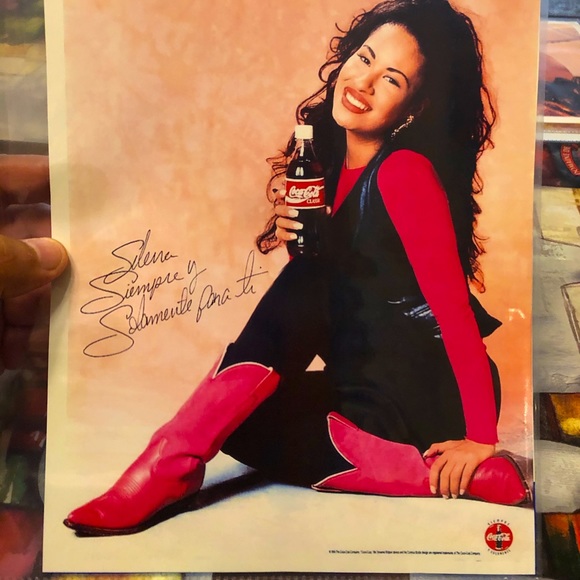 Selena coke ad signed (Rp) - Picture 1 of 3